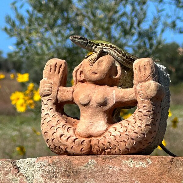 Sirena con lucertola 600x600
